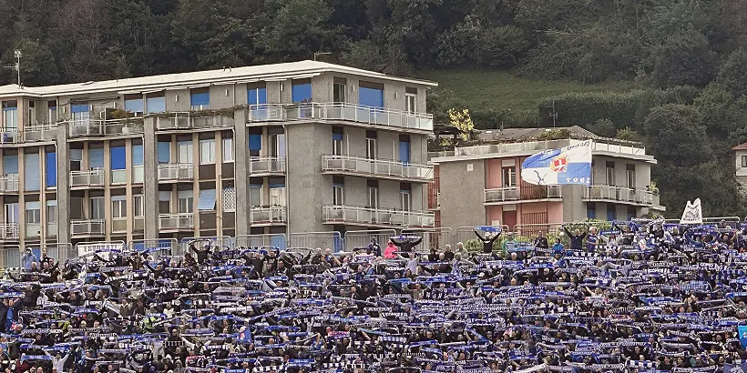 华体会前线 拉玛西亚为什么能持续输出：一套被复制了三十年的方法·赛前六十分钟
